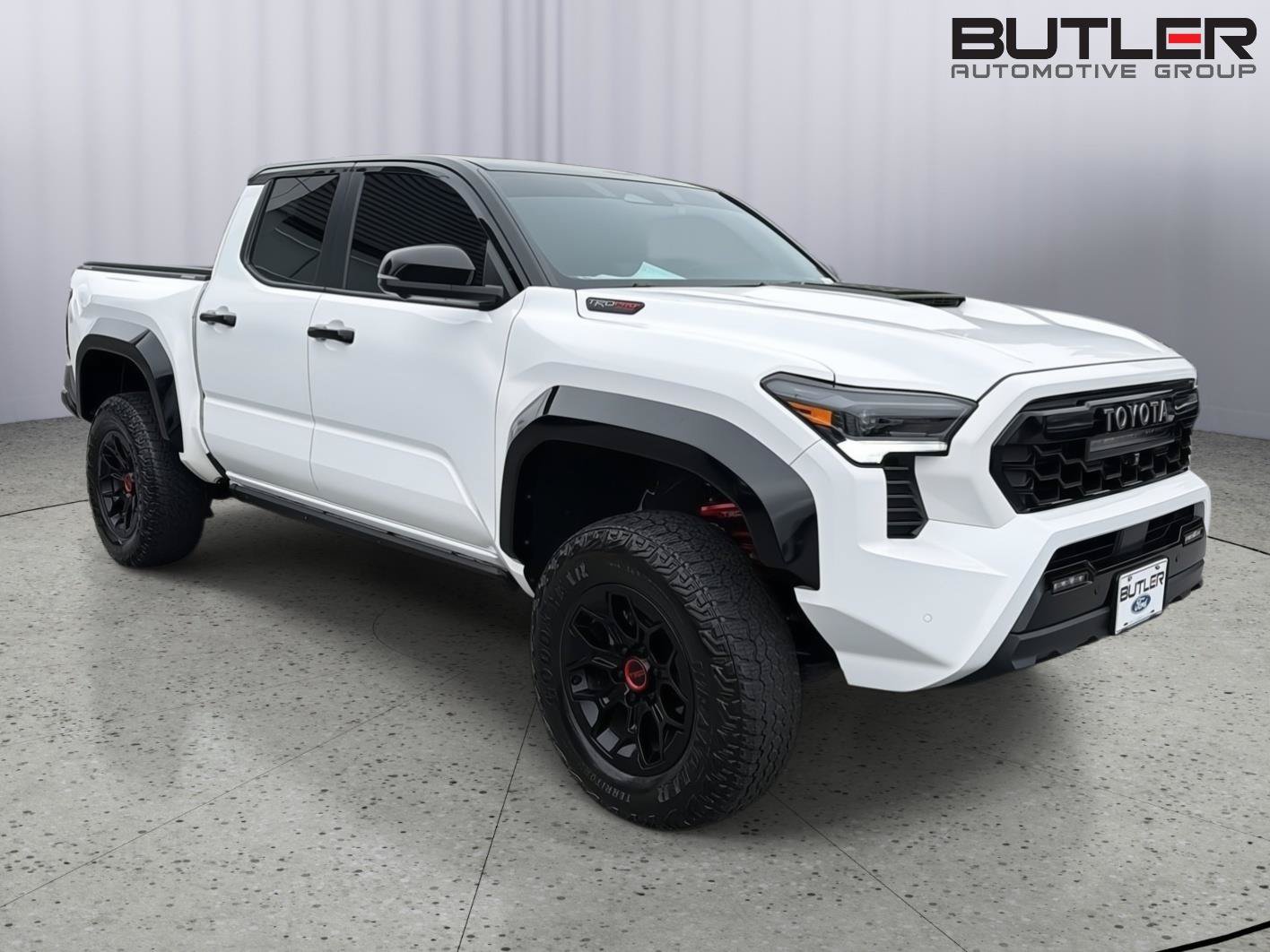 Used 2026 Toyota Tacoma TRD Pro AWD/4WD image 8