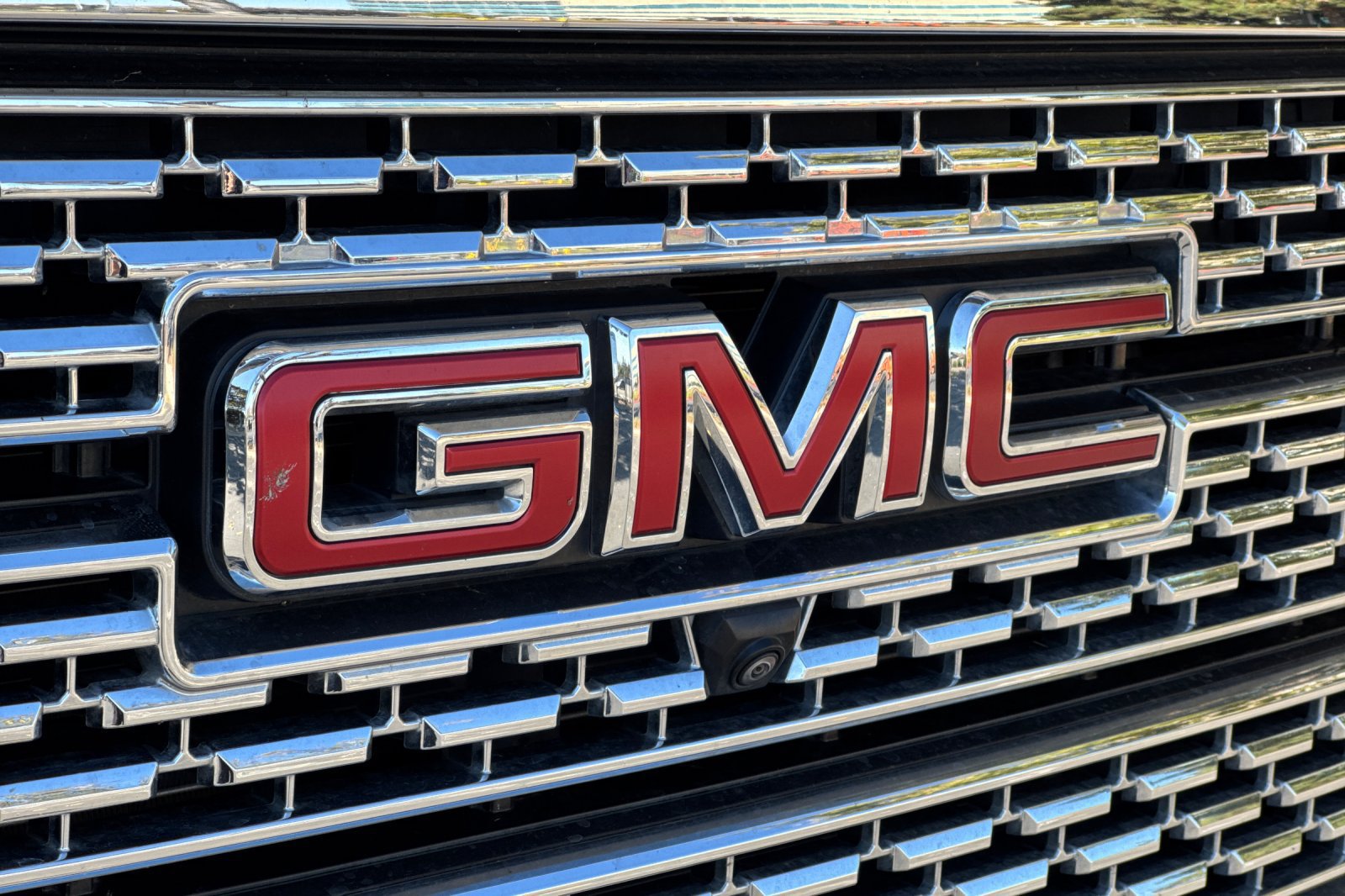 Used 2023 GMC Sierra 2500 Denali w/ Denali Black Diamond Edition AWD/4WD image 48