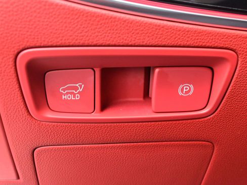 Certified 2023 Genesis GV70 2.5T w/ Sport Prestige Package image 32