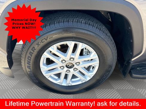 Used 2024 Toyota Sequoia SR5 w/ SR5 Premium Package AWD/4WD image 29