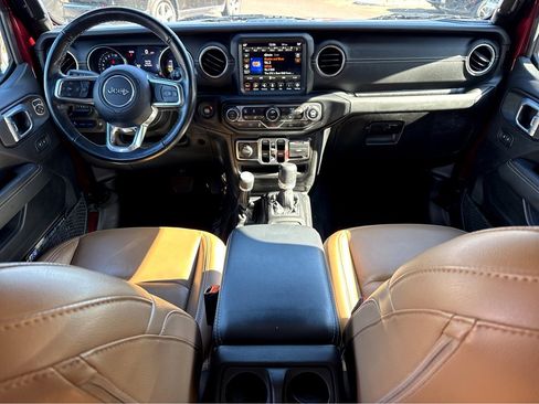 Certified 2021 Jeep Wrangler Unlimited Sahara w/ Cold Weather Group image 13