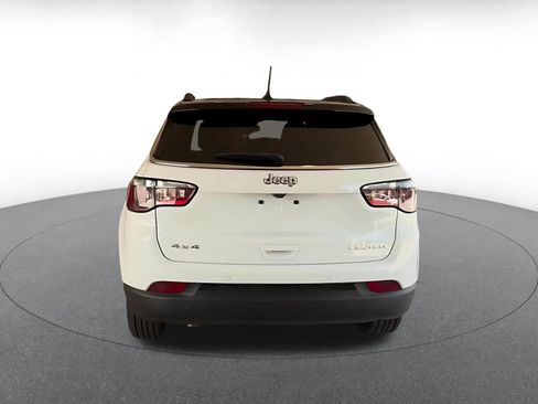 Used 2025 Jeep Compass Limited AWD/4WD image 12