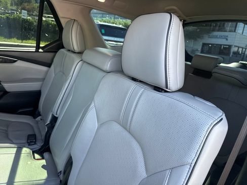 Used 2024 Honda Pilot Elite image 21