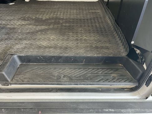 Used 2025 Ford Transit 250 Low Roof w/ Exterior Upgrade Package RWD image 20
