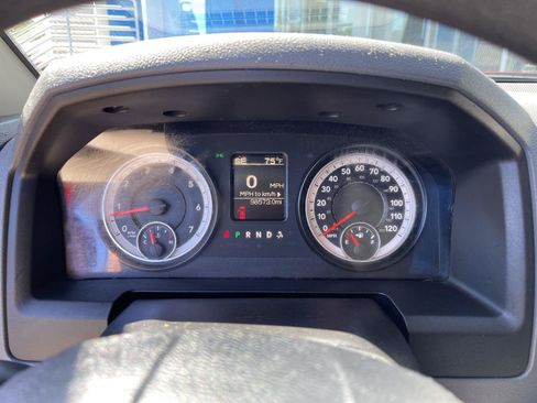 Used 2015 RAM 1500 Classic SLT AWD/4WD image 18