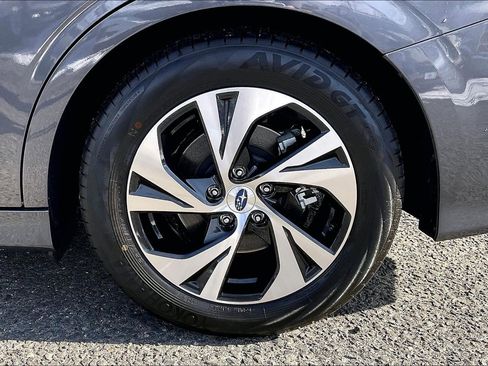 Certified 2025 Subaru Legacy Premium image 10