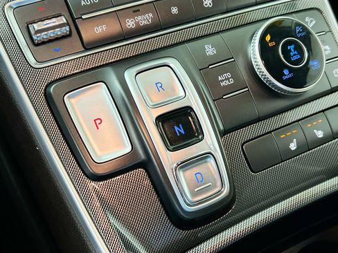 Used 2023 Hyundai Santa Fe SEL Convenience image 25