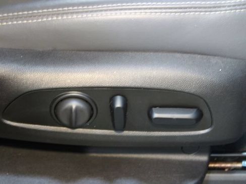 Used 2019 Buick Enclave Premium w/ Experience Buick Package AWD/4WD image 12