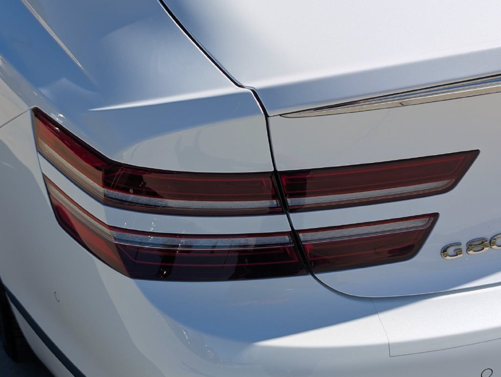 Used 2021 Genesis G80 2.5T w/ Prestige Package AWD/4WD image 11