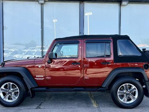 Used 2010 Jeep Wrangler Unlimited Sport AWD/4WD image 22