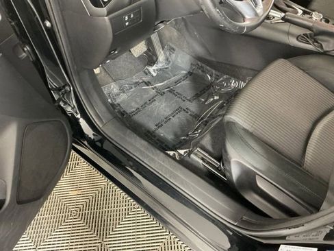 Used 2015 MAZDA MAZDA3 i Touring FWD image 15