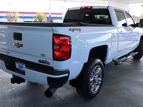 Used 2017 Chevrolet Silverado 2500 High Country w/ Duramax Plus Package image 5
