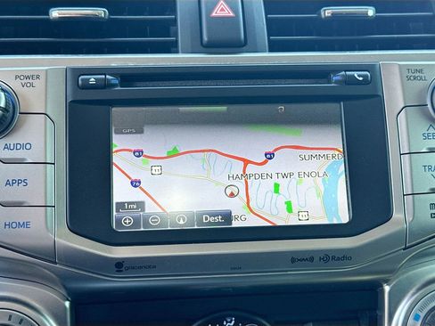 Used 2018 Toyota 4Runner SR5 AWD/4WD image 13