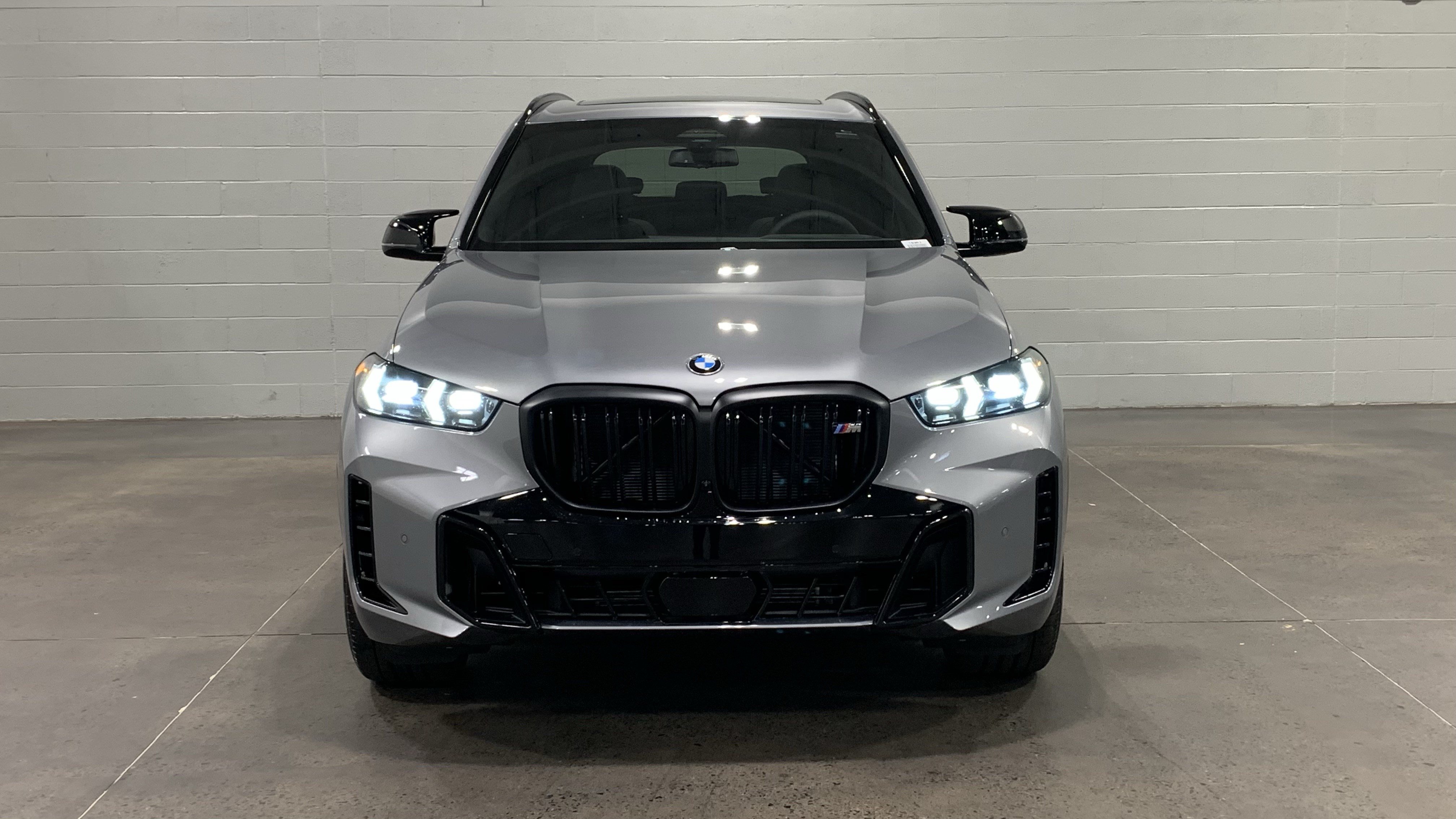 Used 2026 BMW X5 M60i w/ Climate Comfort Package AWD/4WD image 2