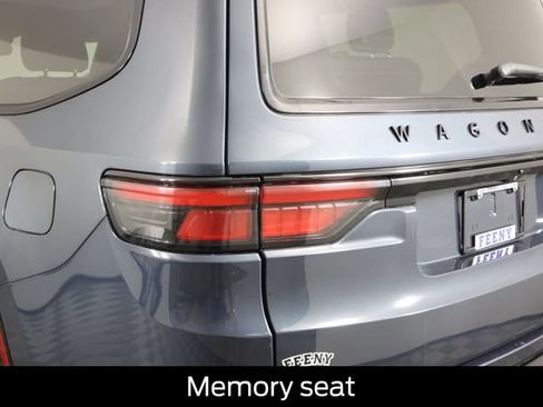 Used 2024 Jeep Wagoneer Series II AWD/4WD image 28