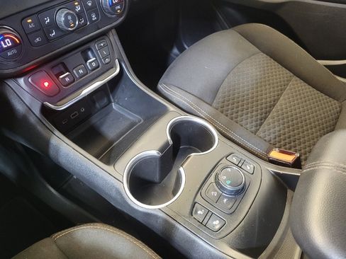 Used 2020 GMC Terrain SLE w/ Driver Convenience Package image 26