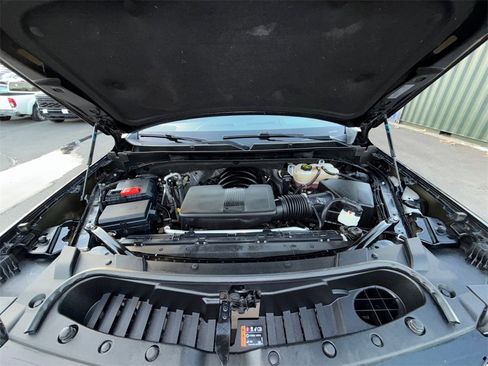 Used 2023 GMC Yukon XL Denali image 31