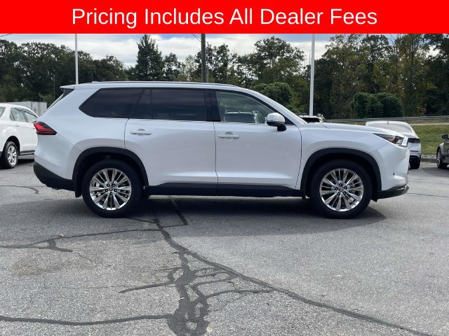 Used 2024 Toyota Grand Highlander AWD image 6