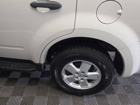 Used 2011 Ford Escape XLT FWD image 22