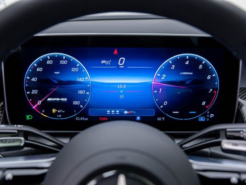 New 2026 Mercedes-Benz GLC 43 AMG 4MATIC Coupe image 23