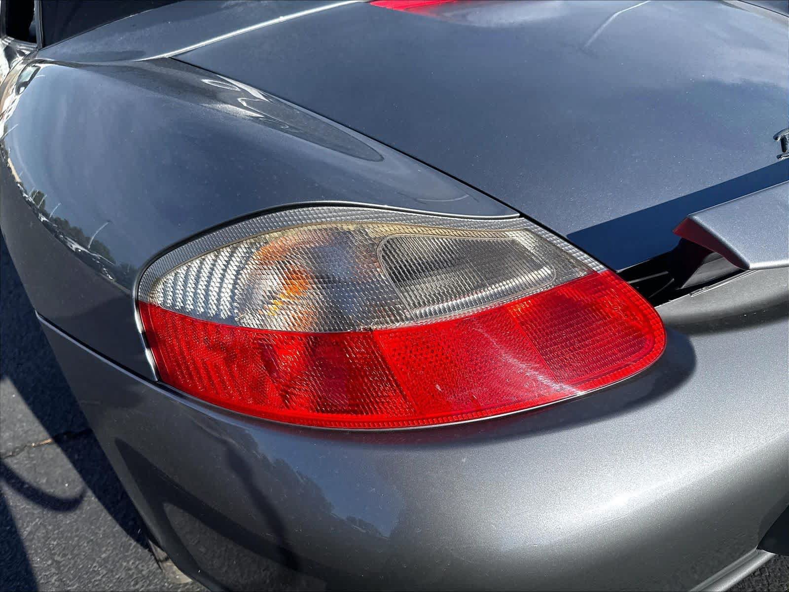 Used 2003 Porsche Boxster RWD image 18
