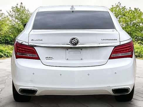 Used 2016 Buick LaCrosse Leather FWD image 5