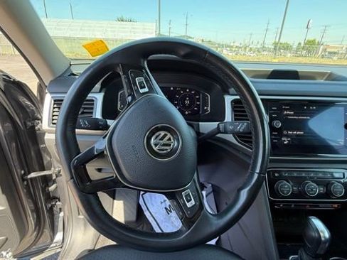 Used 2020 Volkswagen Atlas SEL image 21