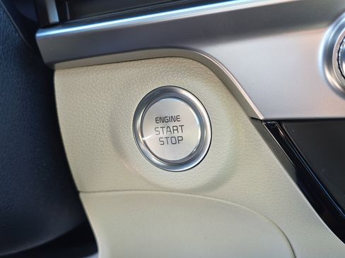 New 2025 Kia Telluride EX w/ EX Captain's Chair Package image 33