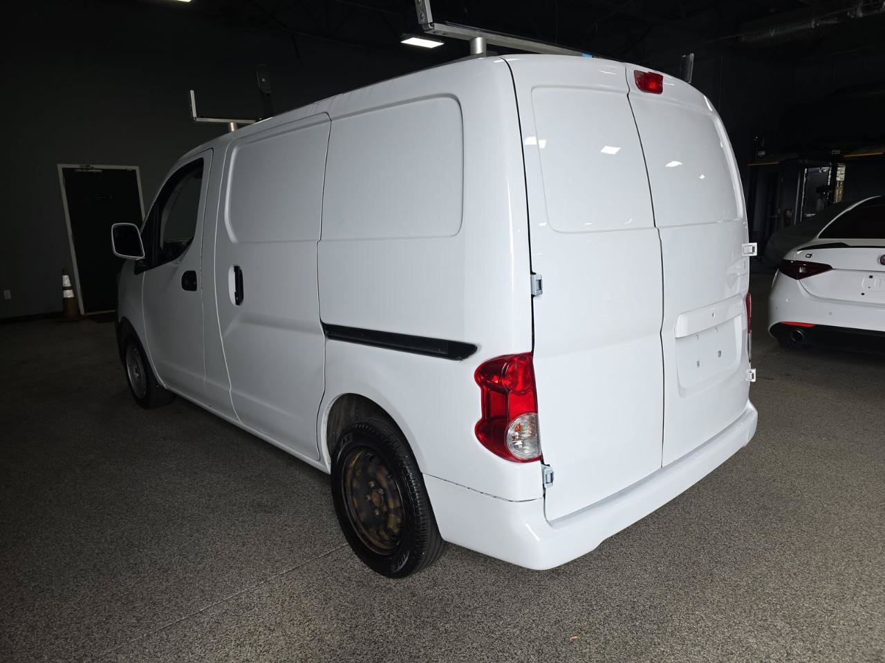 Used 2019 Nissan NV200 SV w/ Navigation Package FWD image 5
