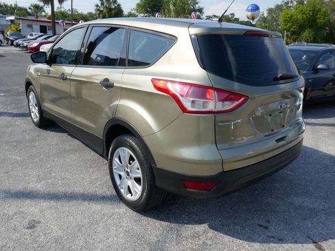 Used 2014 Ford Escape S FWD image 6