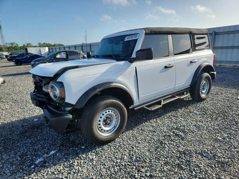 Used 2025 Ford Bronco 4-Door AWD/4WD image 1