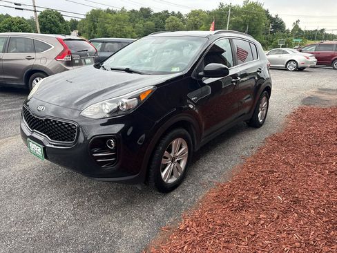 Used 2018 Kia Sportage LX w/ LX Popular Package AWD/4WD image 4