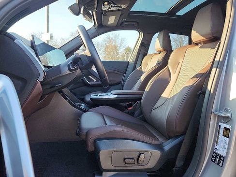 Used 2025 BMW X1 xDrive28i w/ Convenience Package image 13