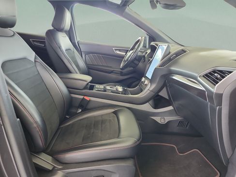 Used 2021 Ford Edge ST-Line FWD image 20