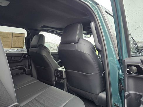 Certified 2025 Toyota 4Runner TRD Off-Road Premium image 16