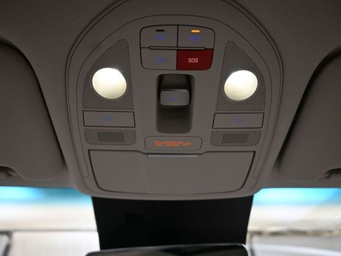 New 2026 Genesis G70 2.5T Prestige image 35