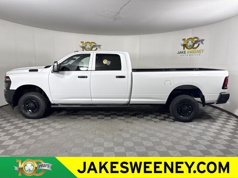 New 2026 RAM 2500 Tradesman AWD/4WD image 5