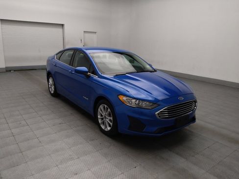 Used 2019 Ford Fusion SE image 13