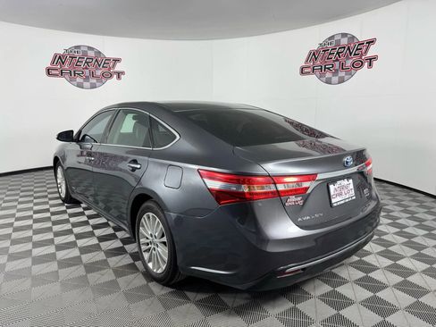 Used 2013 Toyota Avalon Limited image 5