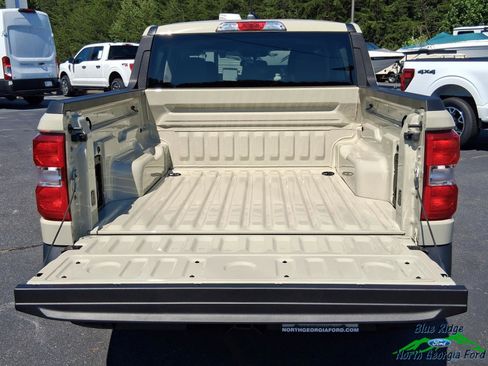 New 2025 Ford Maverick XLT w/ XLT Luxury Package image 14