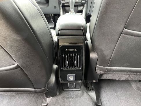 Used 2022 Jeep Compass Limited AWD/4WD image 15