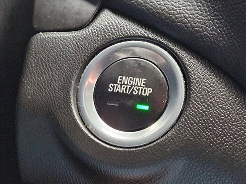 Used 2022 Chevrolet Equinox LT FWD image 15