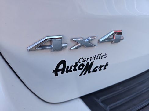 Used 2018 Jeep Grand Cherokee Laredo image 22