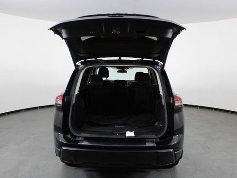 Certified 2024 Nissan Rogue SV w/ SV Premium Package FWD image 17