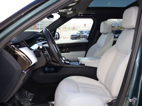 Certified 2025 Land Rover Range Rover Sport S image 24