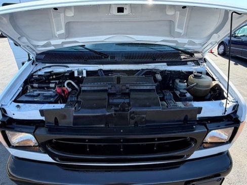 Used 2001 Ford E-350 and Econoline 350 Extended Super Duty image 23