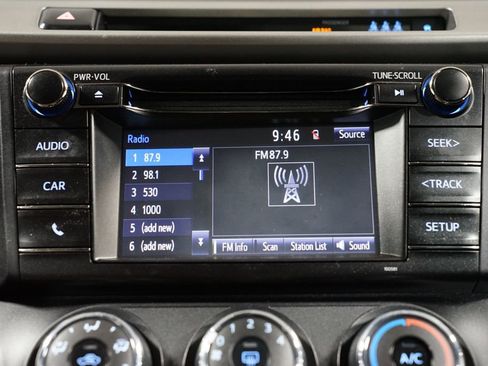 Used 2018 Toyota RAV4 LE w/ All Weather Liner Package FWD image 17