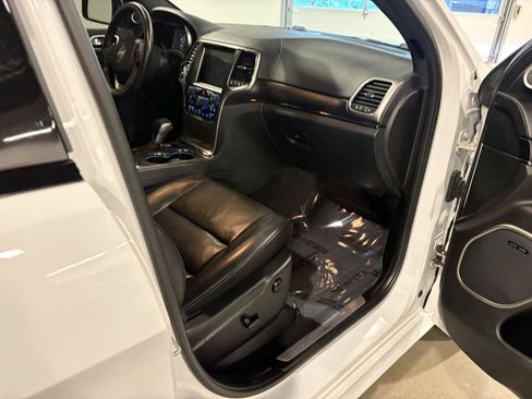 Used 2018 Jeep Grand Cherokee High Altitude AWD/4WD image 42