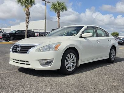 Used 2015 Nissan Altima 2.5 S w/ Power Driver Seat Package
