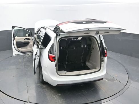 Used 2024 Chrysler Pacifica Limited w/ Trailer Tow Group image 71